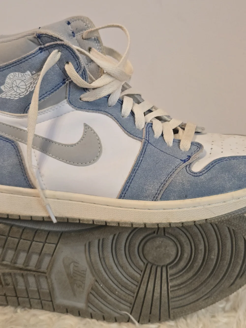 Nike high top